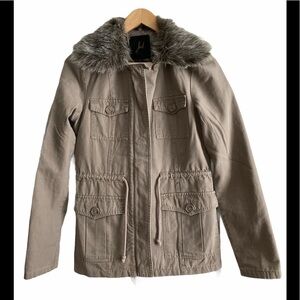 Jack BB Dakota Faux Fur Collar Utility Jacket - S